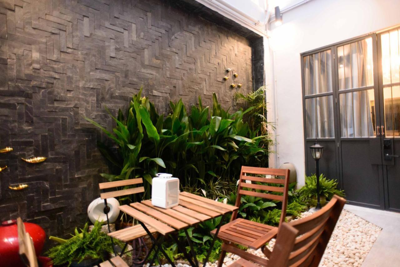 87 Oldtown At River Pier Bangkok Exterior foto