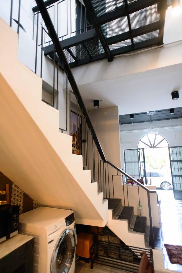 87 Oldtown At River Pier Bangkok Exterior foto