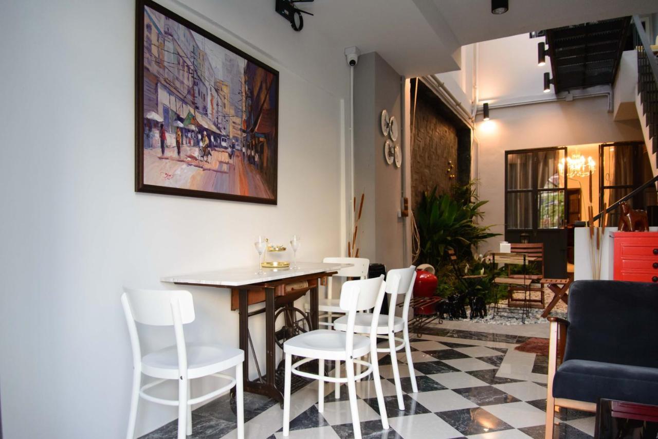 87 Oldtown At River Pier Bangkok Exterior foto