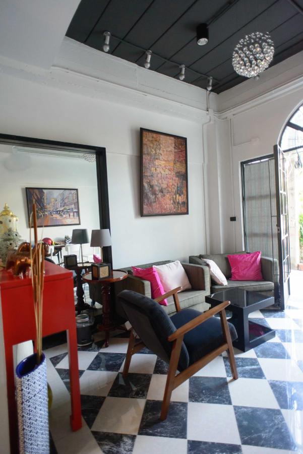 87 Oldtown At River Pier Bangkok Exterior foto